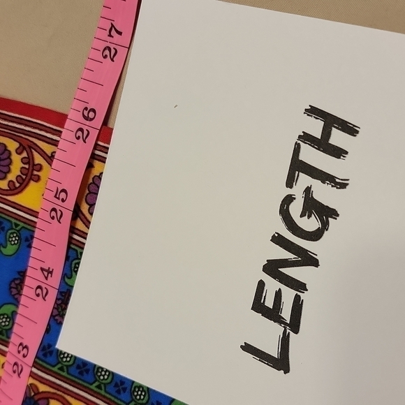 rebecca Malone Medium V-Neck Patterned Top size medium - Picture 9 of 9